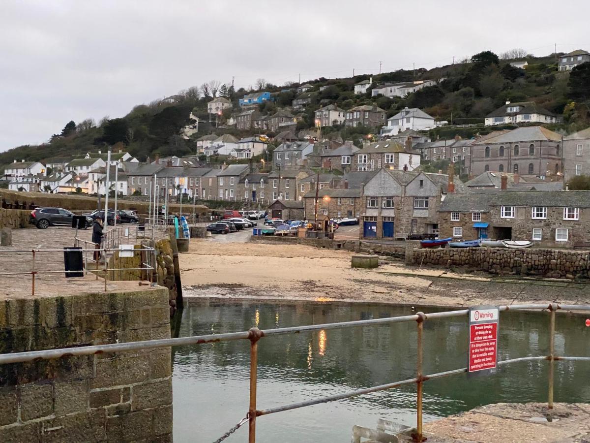 Sweet Caroline - Luxury Studio Stone'S Throw From Mousehole Harbour Exterior photo